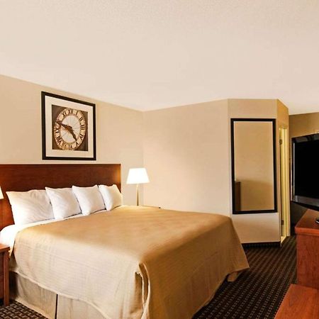 Quality Inn Норт Бей Екстериор снимка