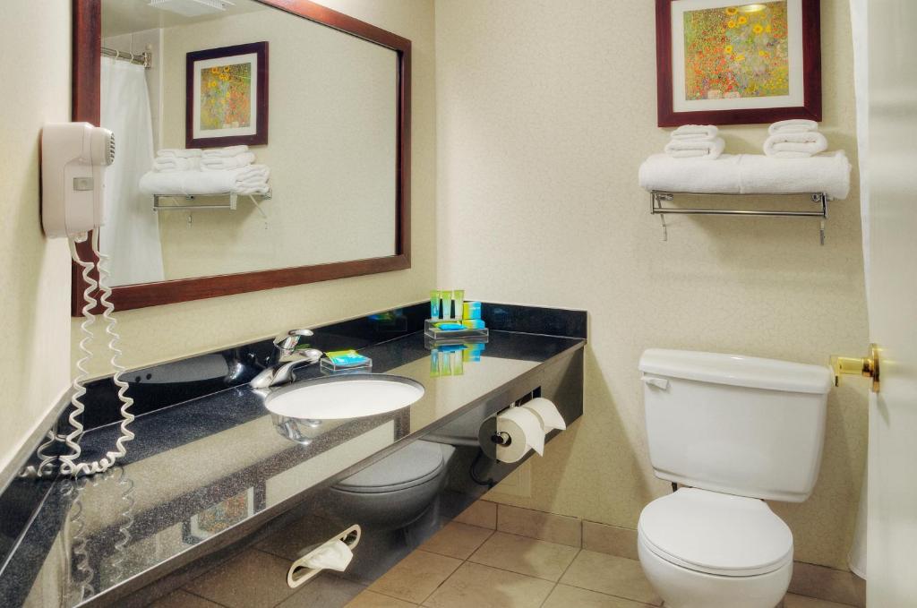 Quality Inn Норт Бей Стая снимка